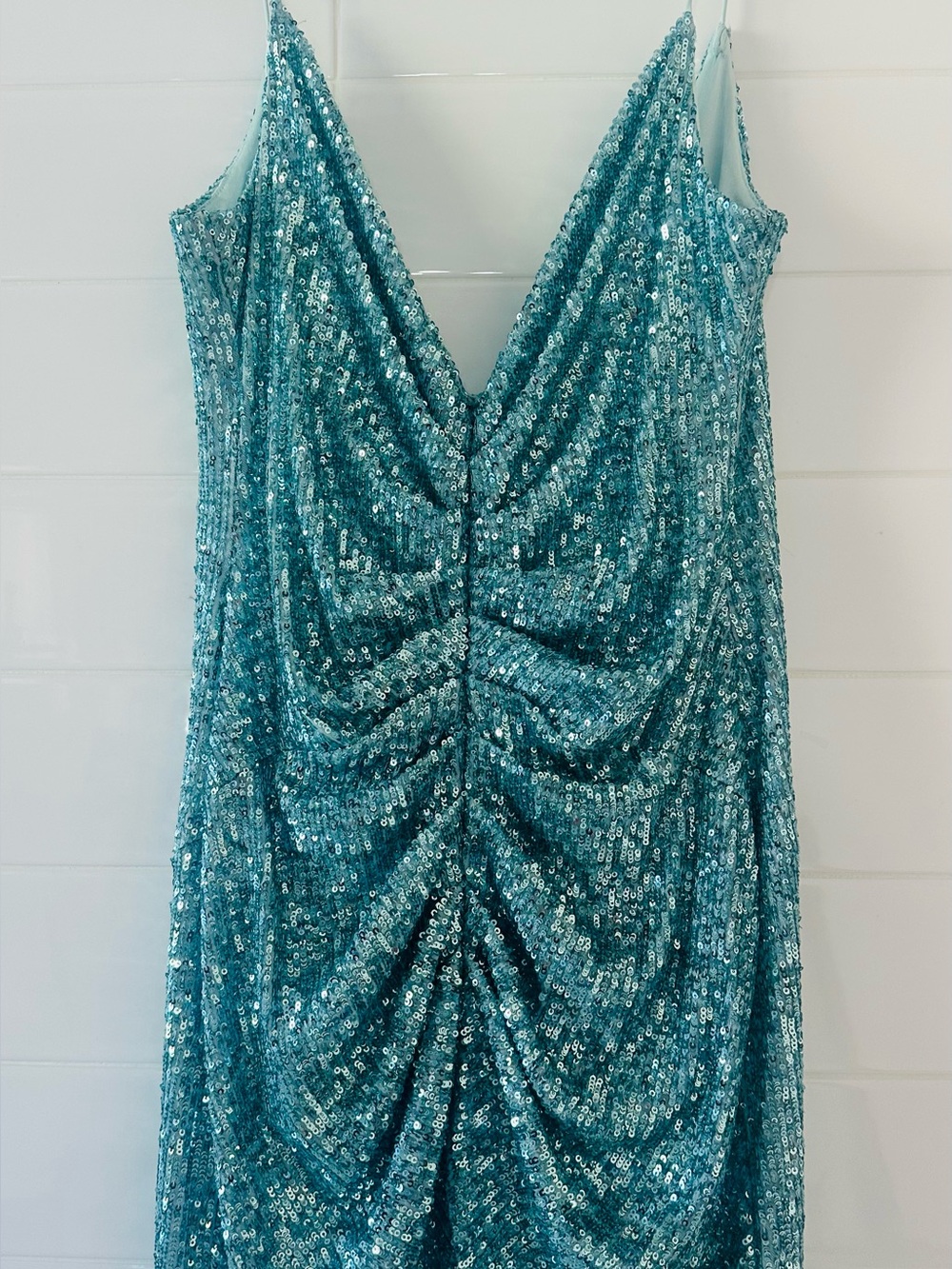 Monique Lhuillier Stunning Aqua Blue Sequin Ruched Midi Cocktail Gown - Picture 10 of 10